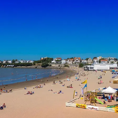 Apartment Appartement, Royan. Proche Plage. Royan