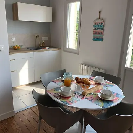 Appartement, Royan. Proche Plage.