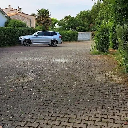 Apartment Appartement, Royan. Proche Plage. *