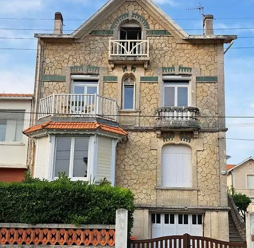 Appartement, Royan. Proche Plage. 아파트 *
